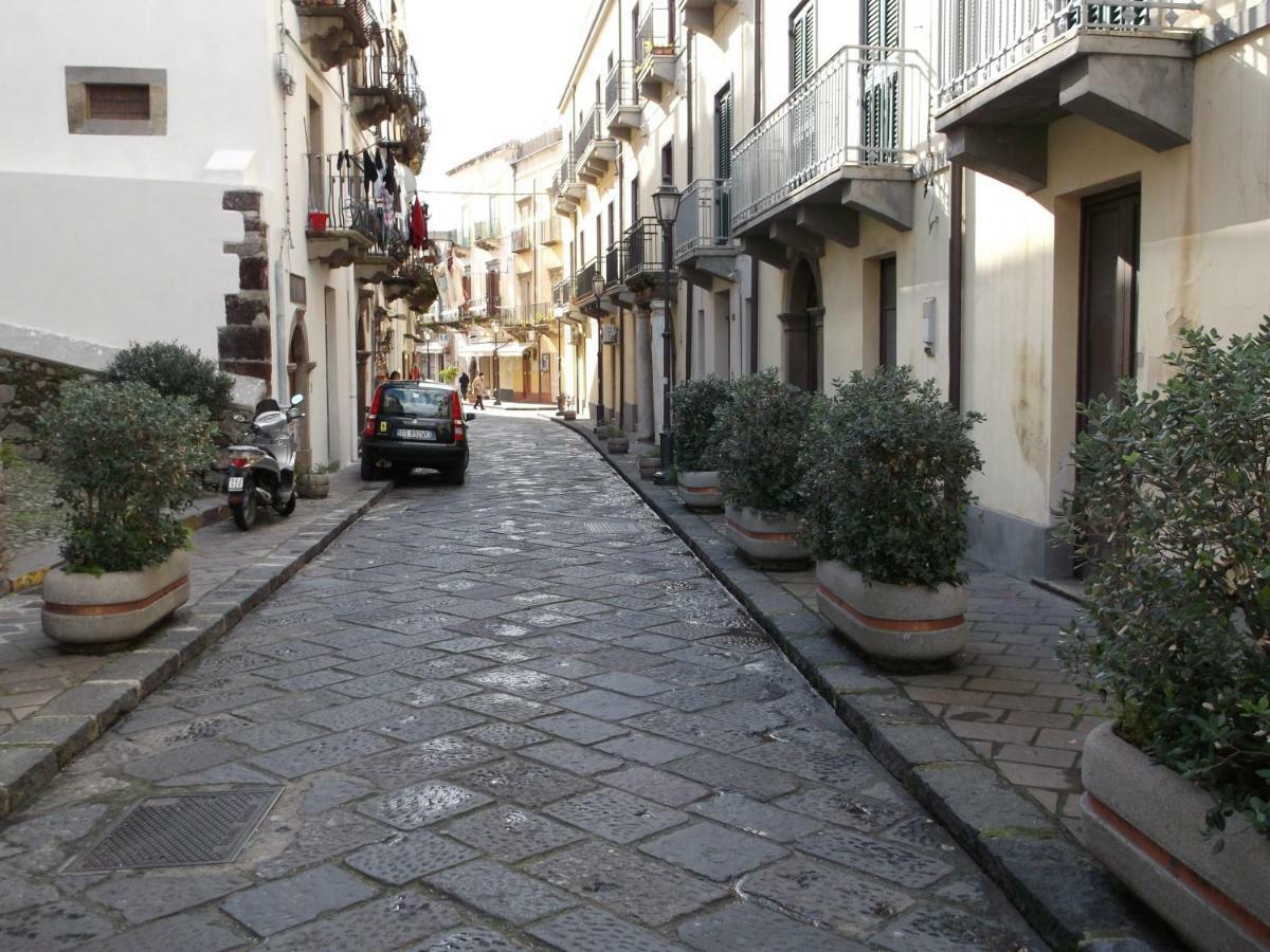 Centrostoricolipari *